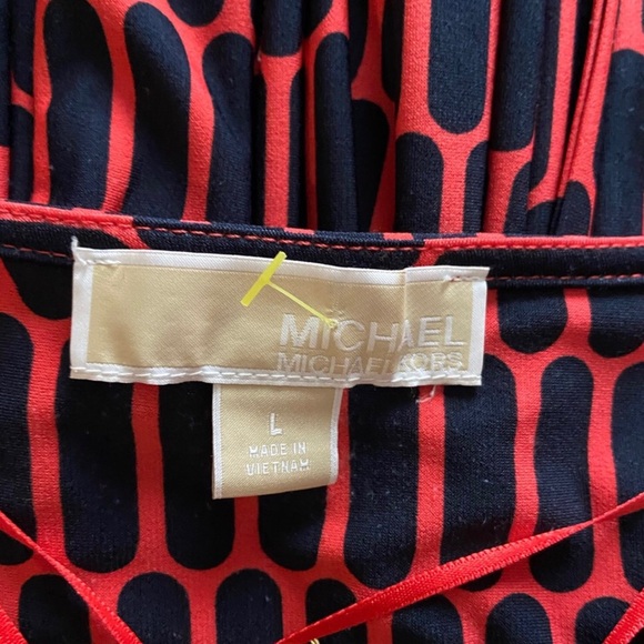 Michael Kors Dress 🔥 - Picture 2 of 2